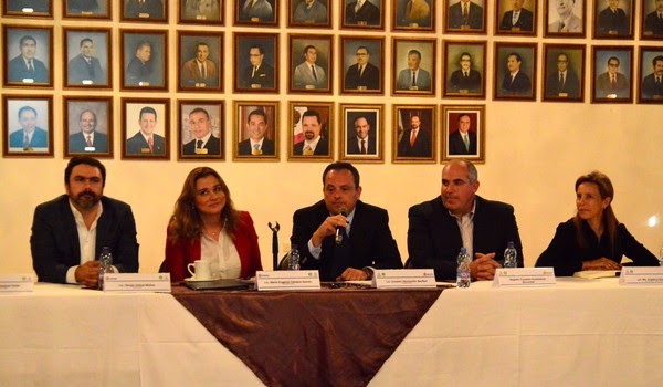 Instalan Consejo de Desarrollo Económico Regional Chihuahua ... - Omnia