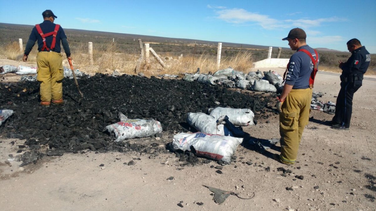 Se incendia carga de carbón en el entronque a Palomas - Omnia