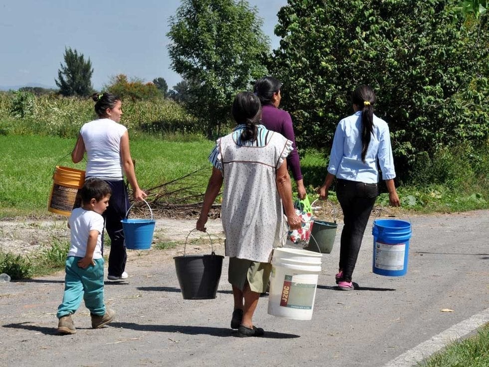 Escasez de agua, otro problema en México en medio de la emergencia por  coronavirus | Omnia