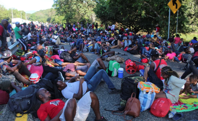 México ha detenido a más de 228 mil migrantes y deportado a 82 mil en 2021  | Omnia