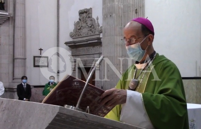 Llama Iglesia a la salvación y en vigilancia a la construcción del reino de Dios | Omnia Llama Iglesia a la salvación y en vigilancia a la construcción del reino de Dios | Omnia