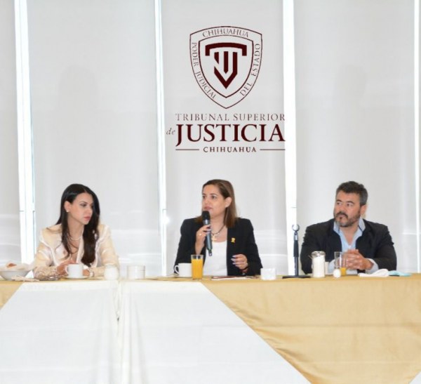 Se reúnen Jueces Familiares con personal del Instituto de Atención Temprana y Justicia Alternativa