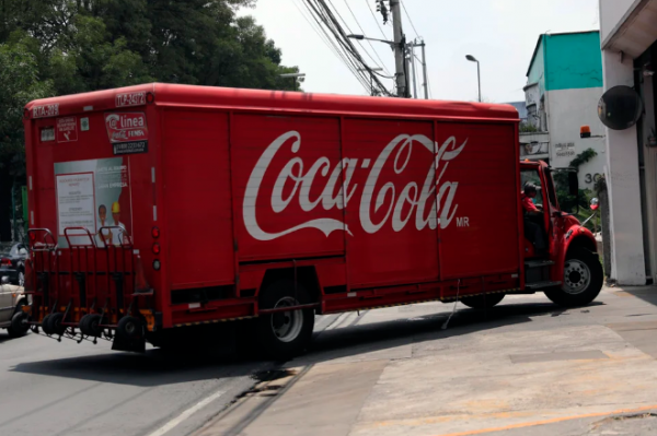 Nuevo golpe al bolsillo: Coca-Cola volverá aumentar los precios de sus bebidas