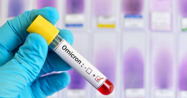 Contagiarse con Ómicron después de vacunarse puede dar inmunidad, pronostican expertos