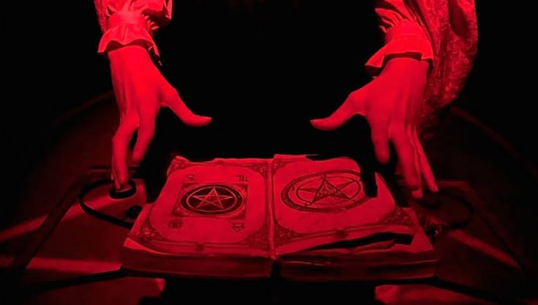 Habrá mega convención de satánicos en Boston: Diócesis pide cuidado en la comunión