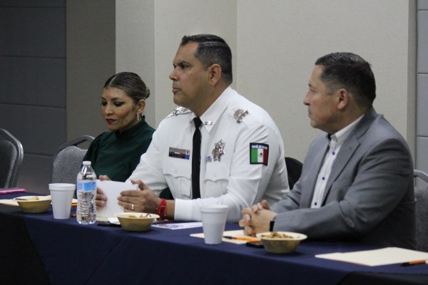Presenta Loya trabajo de la Plataforma Centinela al Colegio de Notarios de Juárez