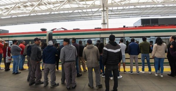 Cerrarán un tramo de la carretera México-Toluca por obras del Tren Interurbano