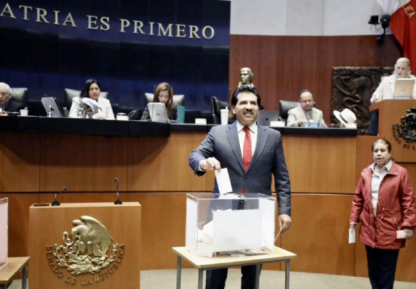 Morena en el Senado llama a empoderar a autoridades locales