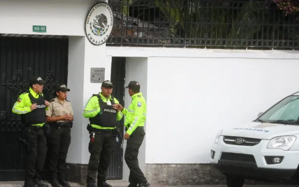Colombia suspende reunión con Ecuador por irrupción de la embajada mexicana en Quito