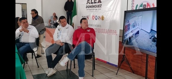 Proyecta Alex Domínguez video del incendio de migrantes en estación INM y anuncia 8 propuestas legislativas