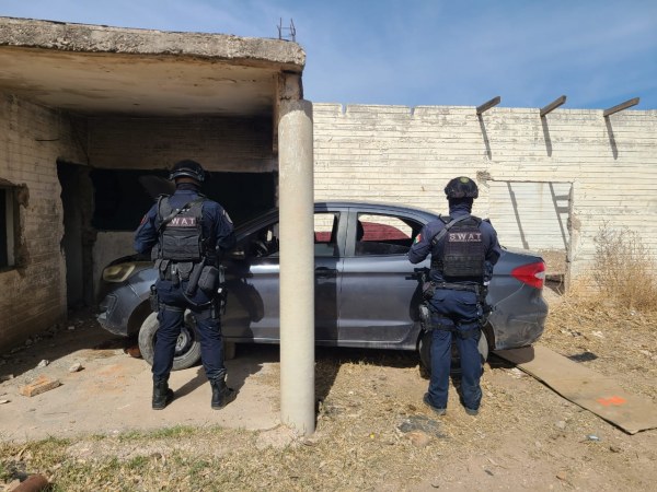 Asegura Policía del Estado vehículo con reporte de robo en Chihuahua