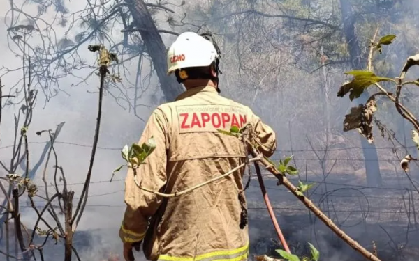 Por incendio en La Barranca CUAAD suspende clases hasta nuevo aviso en Jalisco