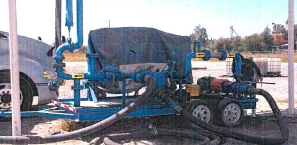 En cateo, FGR asegura 90 mil litros de huachicol y cuatro camionetas