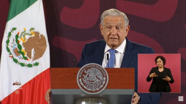 Hay evidencias que van contra la Verdad Histórica de Ayotzinapa: López Obrador