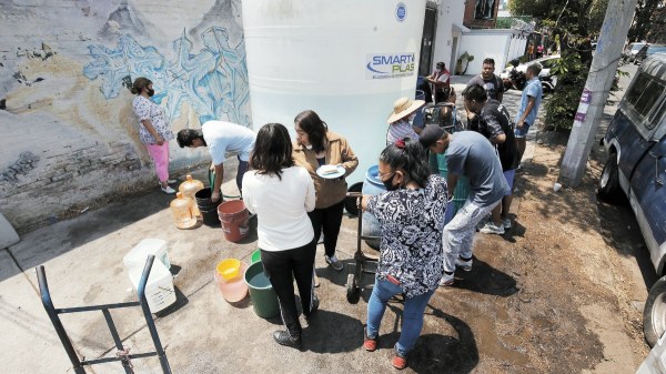 Agua de la alcaldía Benito Juárez está libre de contaminantes y mal olor: Sacmex