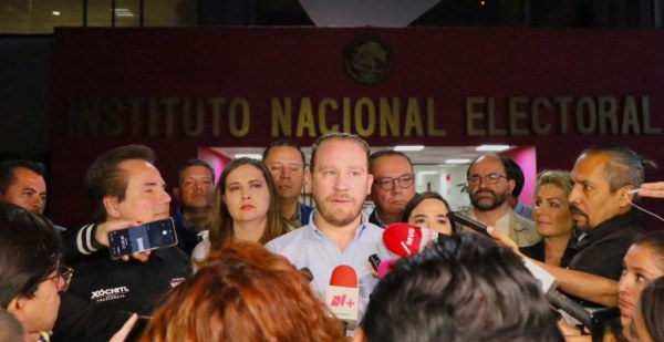 Taboada denuncia a López Obrador ante el INE por intromisión en las elecciones de la CDMX