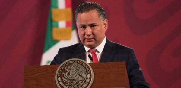 Revés a Santiago Nieto; Sala regional del Tribunal revoca su candidatura al Senado