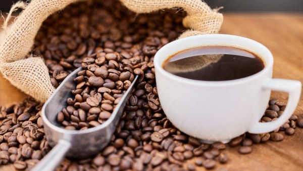 FDA investiga una sustancia química cancerígena en el café descafeinado
