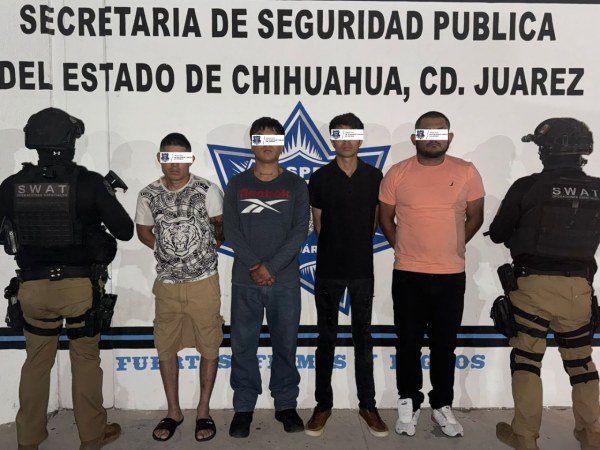 Rescatan elementos SWAT de la SSPE a 104 migrantes retenidos en Ciudad Juárez