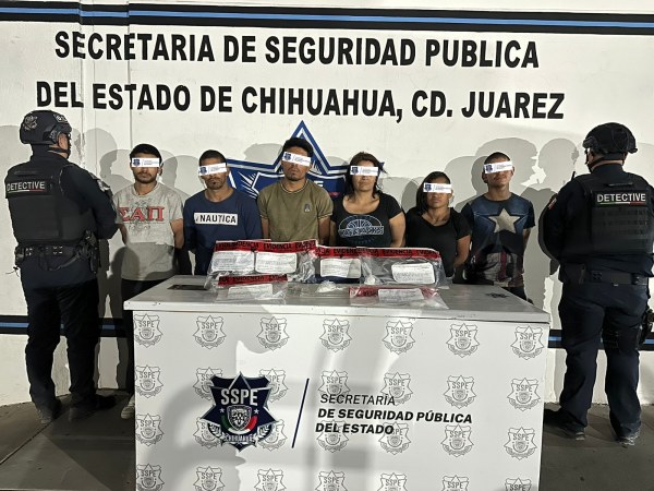 Detienen detectives de la SSPE a 6 con droga en Ciudad Juárez