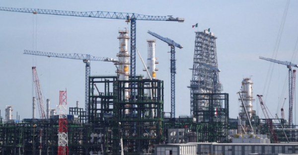Pemex promete que la refinería de Dos Bocas comenzará a producir en junio próximo