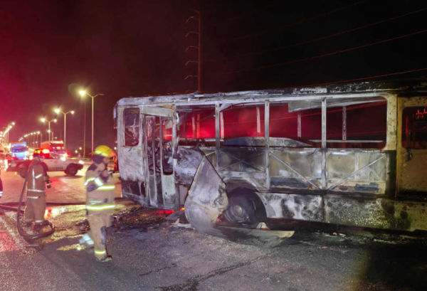 Ola de violencia en Zacatecas: Queman vehículos y abandonan cuerpos en las carreteras