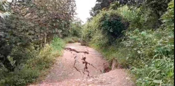 San Lorenzo, Nariño: campesino capta impactantes imágenes de un deslizamiento de tierra