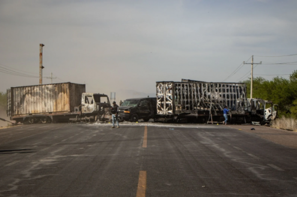 Abandonan nueve cuerpos en Fresnillo y bloquean dos carreteras de Zacatecas