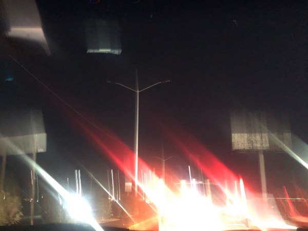 Reparan fallas de luz en el Bulevar Juan Pablo II: Mantenimiento Urbano