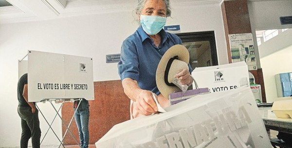 Crespo comparte pronóstico de elecciones 2024 creado por Sciences Po Paris, ganaría Gálvez con el 49.10%