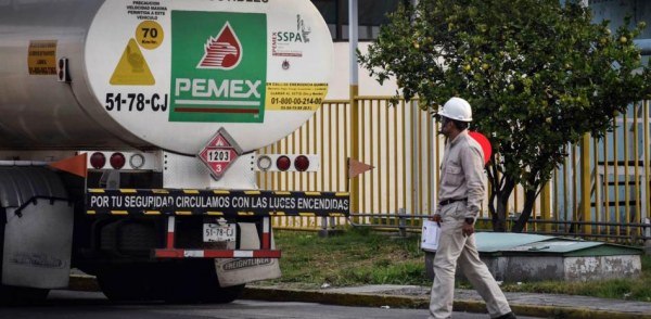 Piden diputados panistas a SFP y ASF investigar uso de químicos sin licencias en Pemex