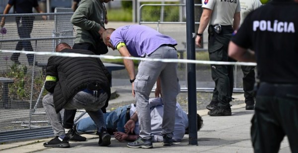 Autoridades de Eslovaquia aseguran que el atacante del primer ministro es un hombre solitario sin afiliación política