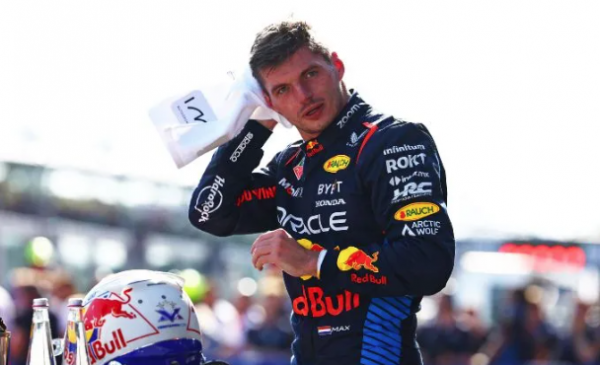 Dramático, pero Verstappen gana en Emilia Romagna