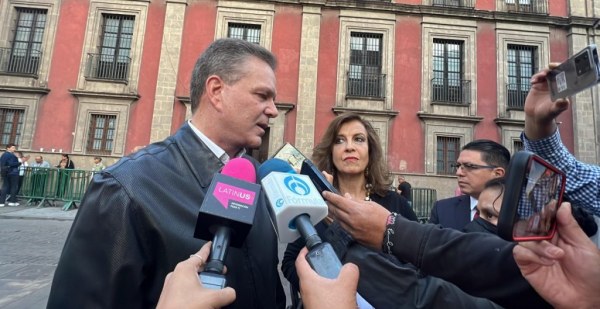 AMLO se niega a recibir personalmente las pruebas de corrupción de Rocío Nahle: Arturo Castagné