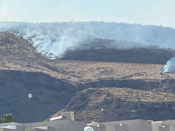 Vecinos y el sector ambientalista aseguran que el incendio del Cerro del Caballo fue provocado para dar paso a fraccionamientos