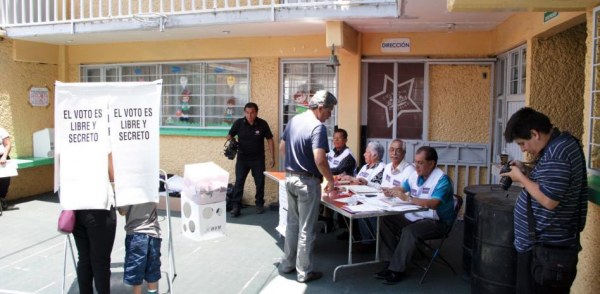 Reunión observadores electorales con Xóchitl ;  analizan violencia y focos rojos de comicios