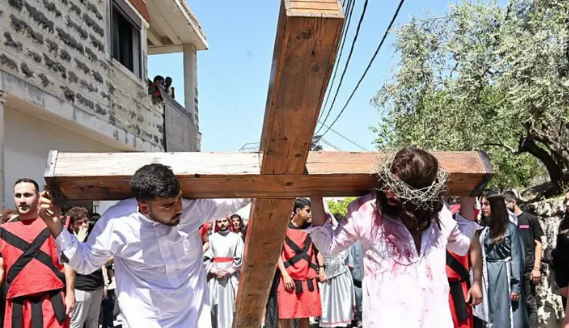 De instrumento de tortura a signo de fe: cómo la cruz se convirtió en el símbolo del cristianismo