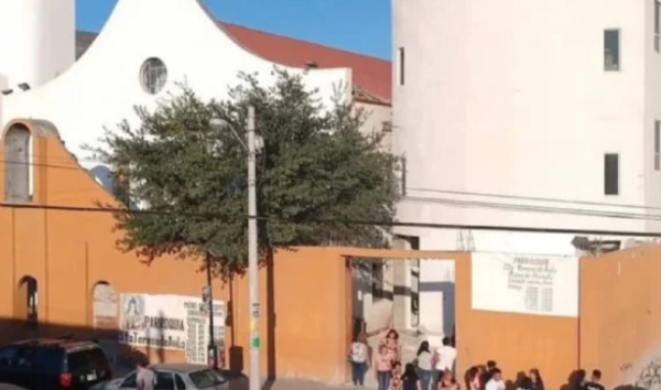 Encuentran cuerpo de una mujer colgado en iglesia durante Viernes Santo en México
