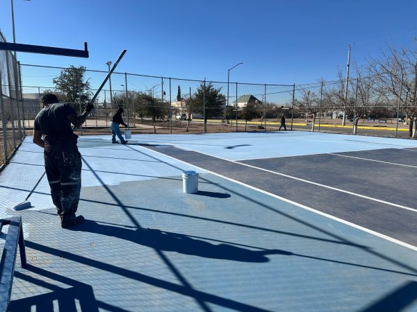 Municipio da mantenimiento a unidades deportivas de 30 colonias de la ciudad