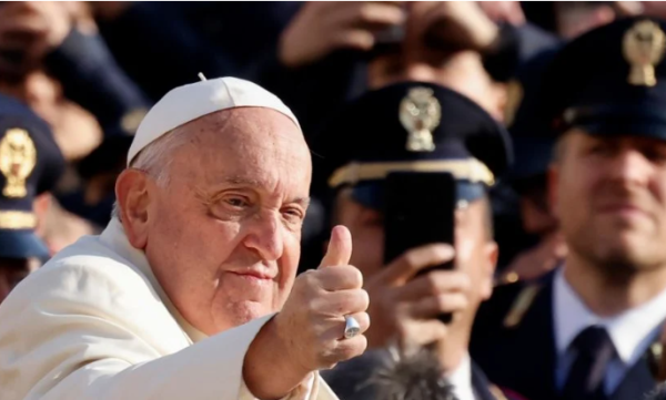 Papa Francisco donó sus últimas posesiones: más de 200 mil dólares fueron destinados a los presos