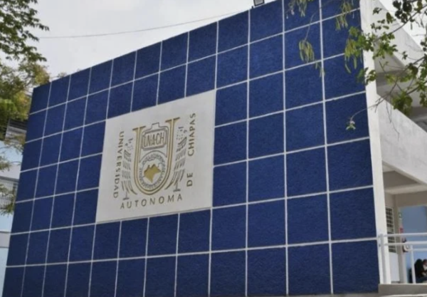 Muere trabajador dentro de la Universidad Autónoma de Chiapas; habría sido hallado en una cisterna