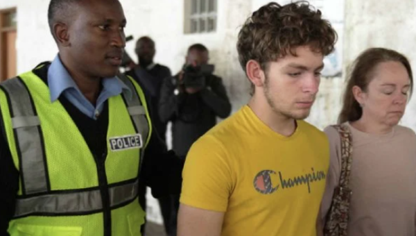 Adolescentes acusados de tráfico de hormigas serán sentenciados en dos semanas