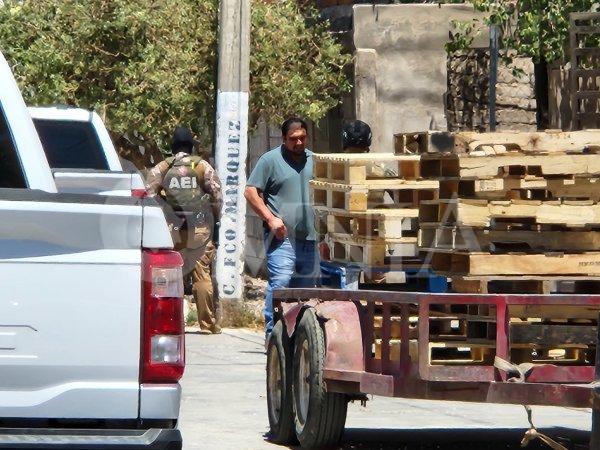 Catean domicilio en colonia Nombre de Dios por investigación de homicidios