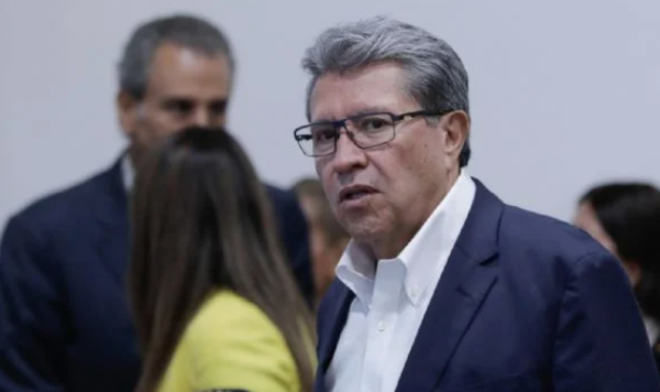 Monreal descarta parlamentos abiertos para discutir reforma de telecomunicaciones