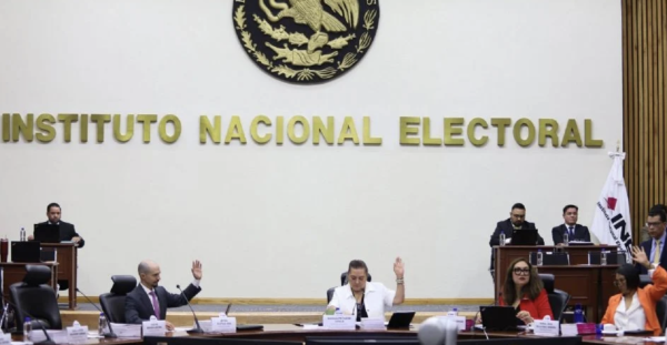 Detecta INE 53 mil solicitudes irregulares para observadores en la elección judicial; no descarta infiltración partidista