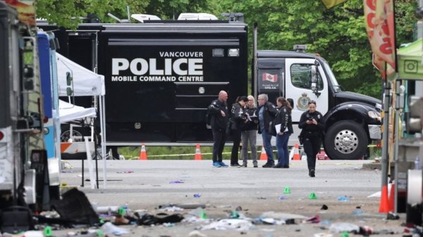 Aumentan a 11 los muertos por el atropellamiento masivo en festival en Canadá