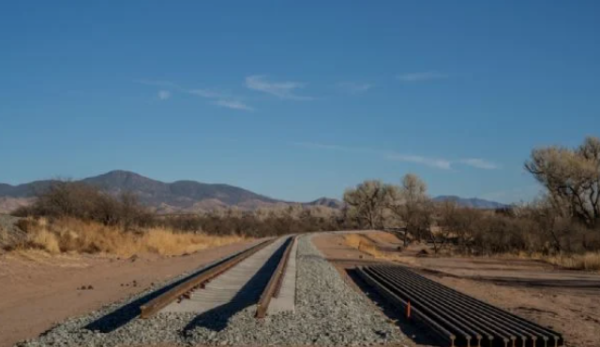 Ecocidio con licencia: simulación expone al tren federal en Sonora ante el T-MEC