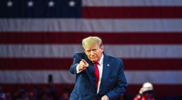 Trump cumplirá esta semana los primeros 100 días de su segundo periodo entre polémicas y aranceles