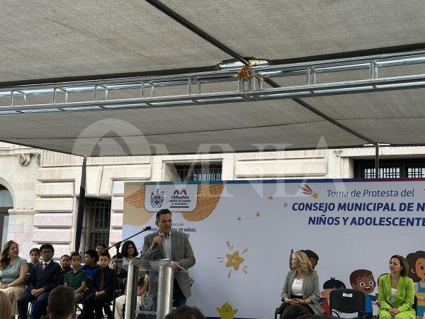 Bonilla toma protesta al Consejo Municipal de Niñas, Niños y Adolescentes