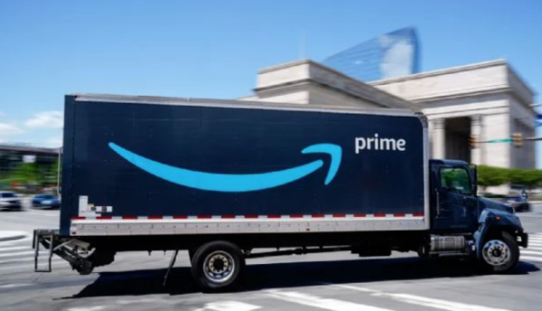 Amazon descarta mostrar costos adicionales por aranceles en su sitio en línea